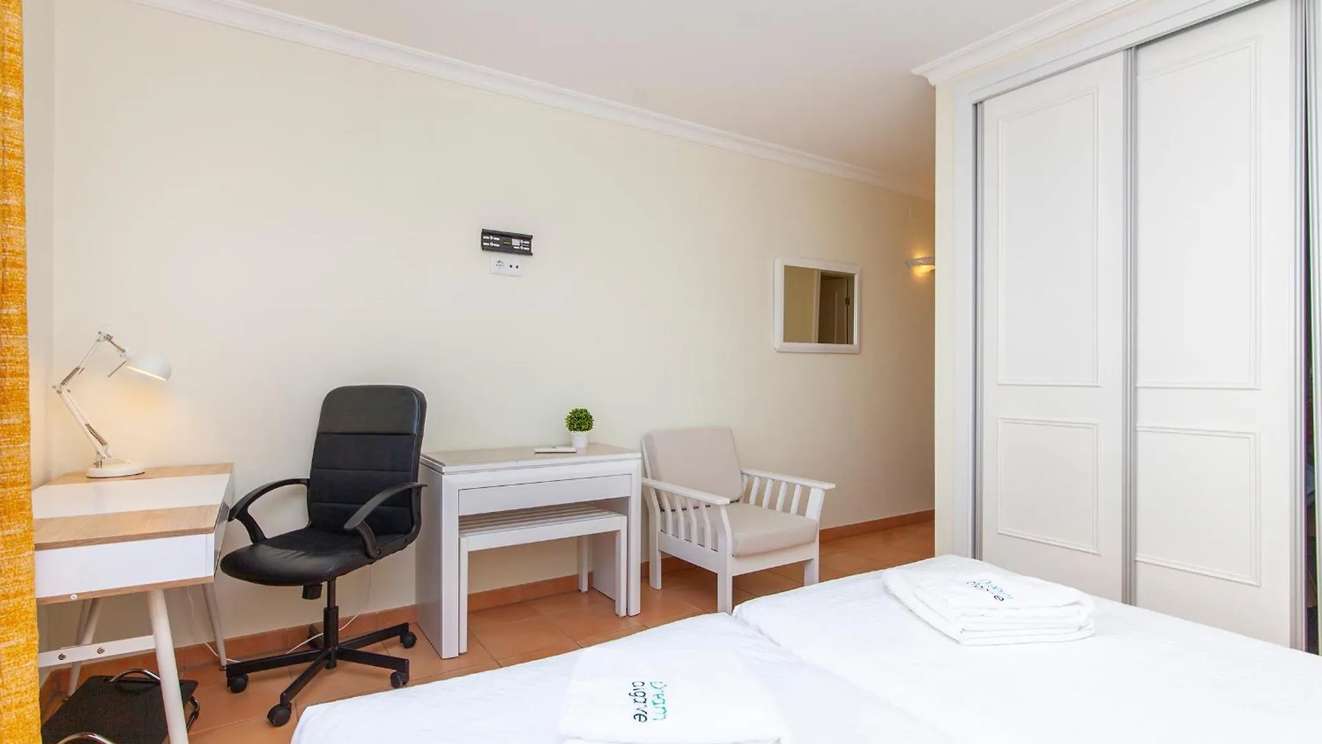 B85 - Seasun Step Apartment In Praia Da Rocha Portimao