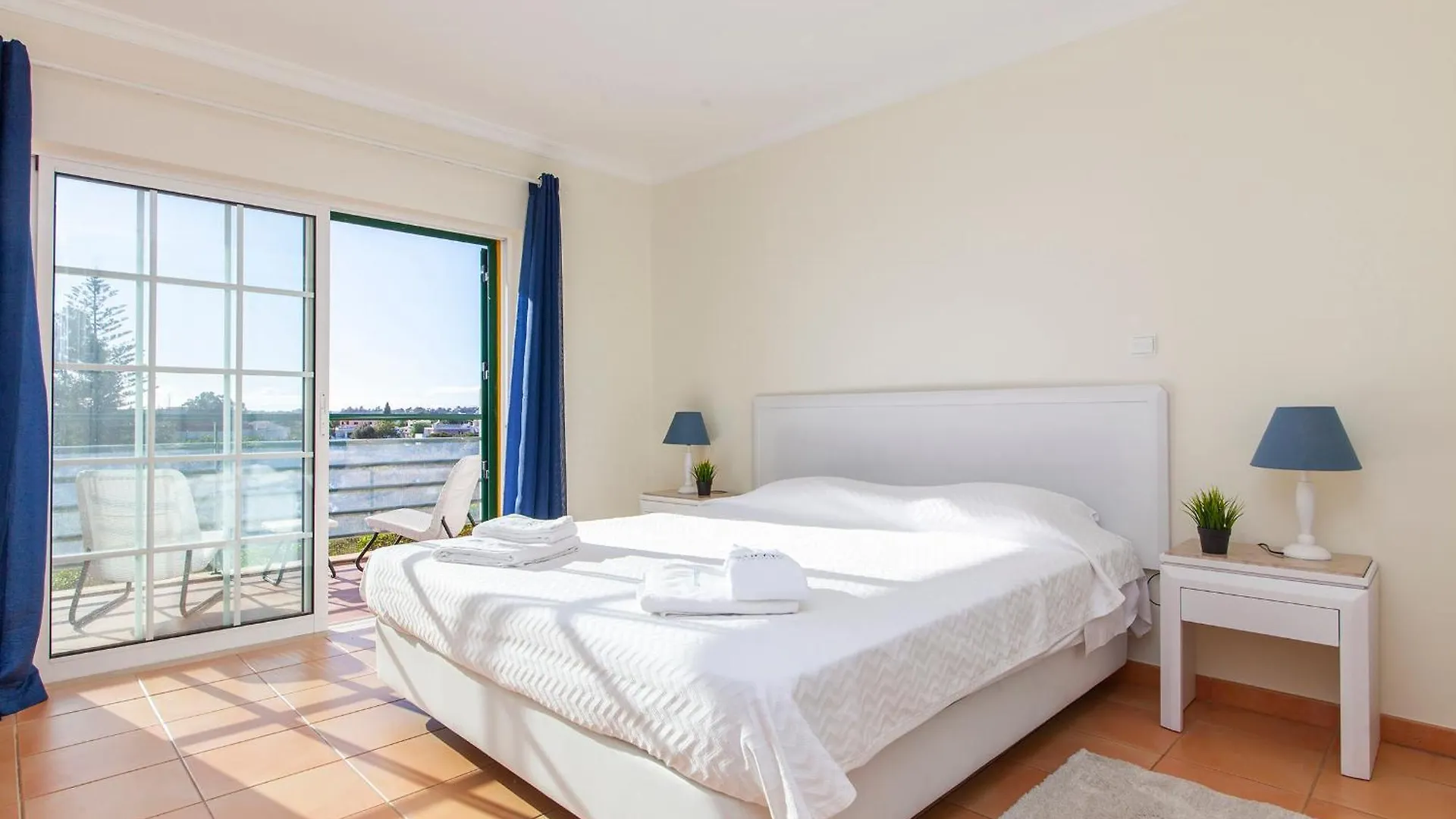 B85 - Seasun Step Apartment In Praia Da Rocha Portimao